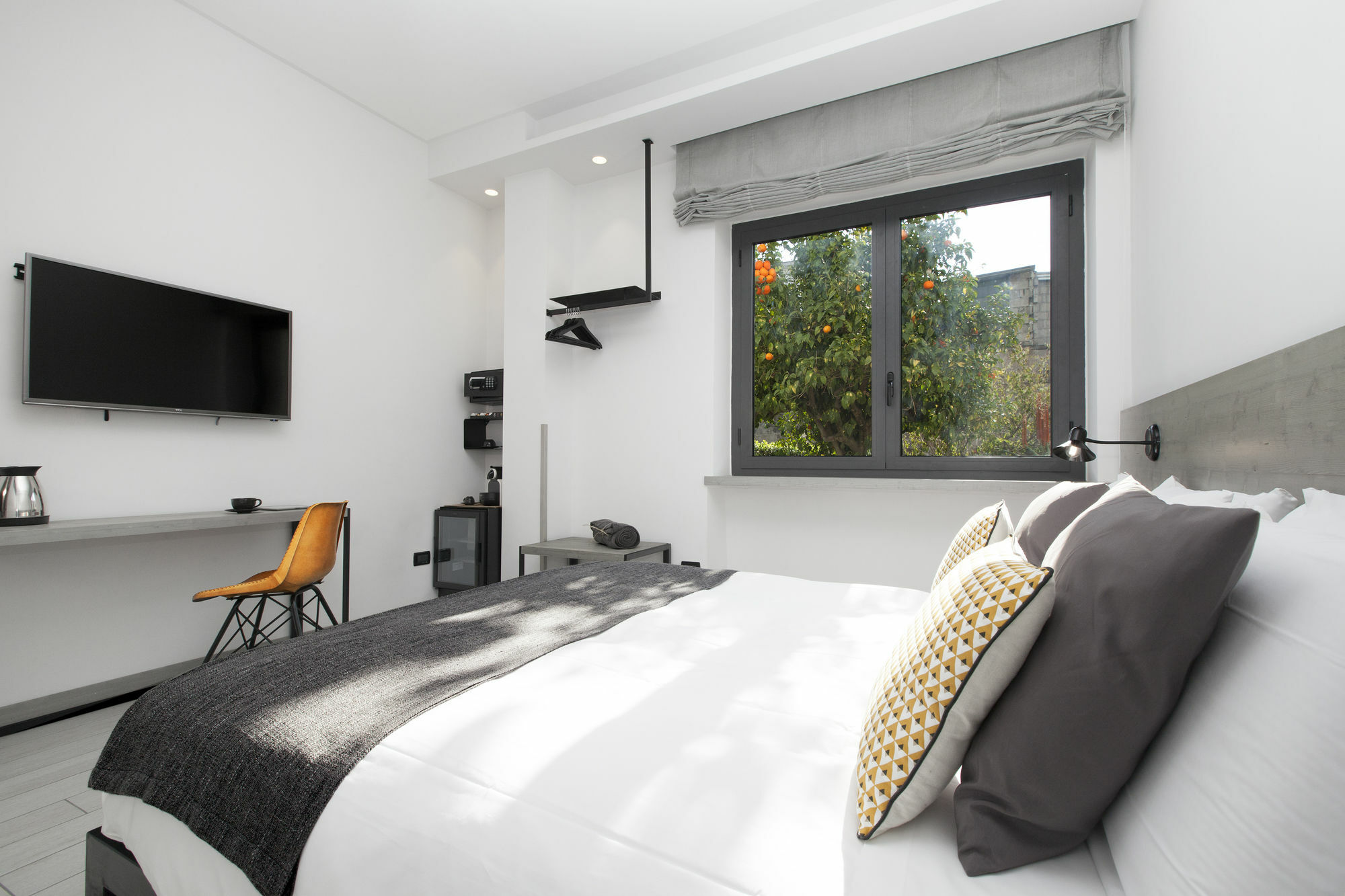 La Ferrovia Guest House Соренто Екстериор снимка